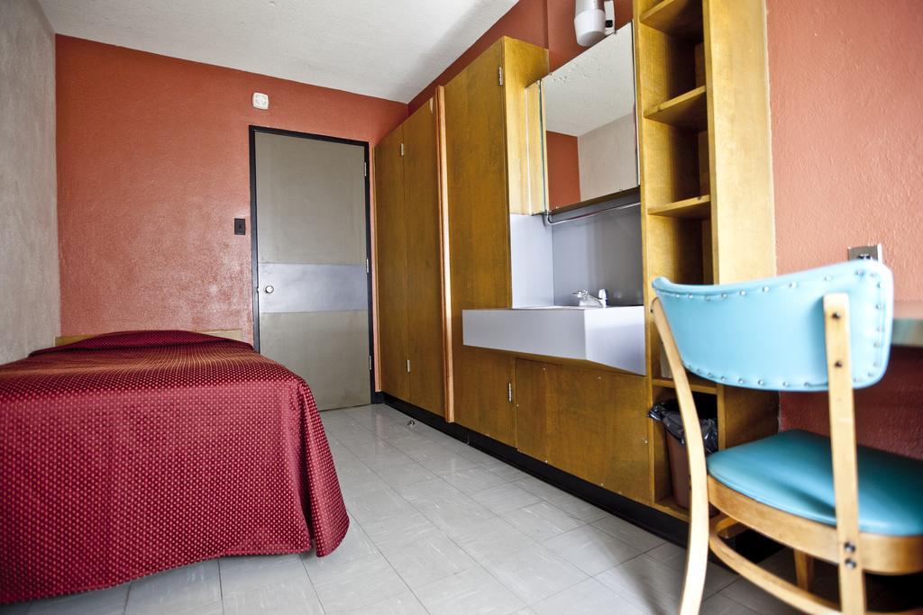 Residences Campus Notre-Dame-De-Foy Saint-Augustin-de-Desmaures Zimmer foto