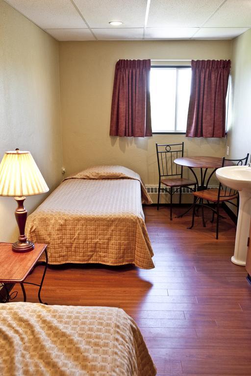 Residences Campus Notre-Dame-De-Foy Saint-Augustin-de-Desmaures Zimmer foto